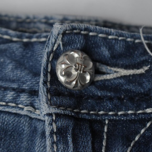 Miss Me Jean Shorts 26 - Picture 3 of 4